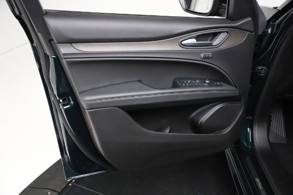 New 2021 Alfa Romeo Stelvio Ti Q4 for sale Sold at Rolls-Royce Motor Cars Greenwich in Greenwich CT 06830 19