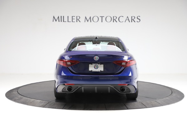 New 2021 Alfa Romeo Giulia Ti Sport for sale $54,050 at Rolls-Royce Motor Cars Greenwich in Greenwich CT 06830 6