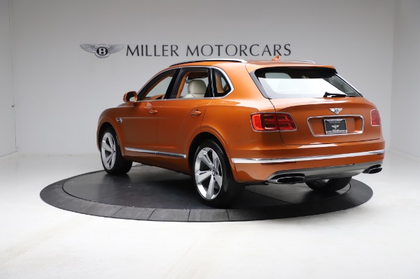 Used 2018 Bentley Bentayga Onyx Edition for sale Sold at Rolls-Royce Motor Cars Greenwich in Greenwich CT 06830 5