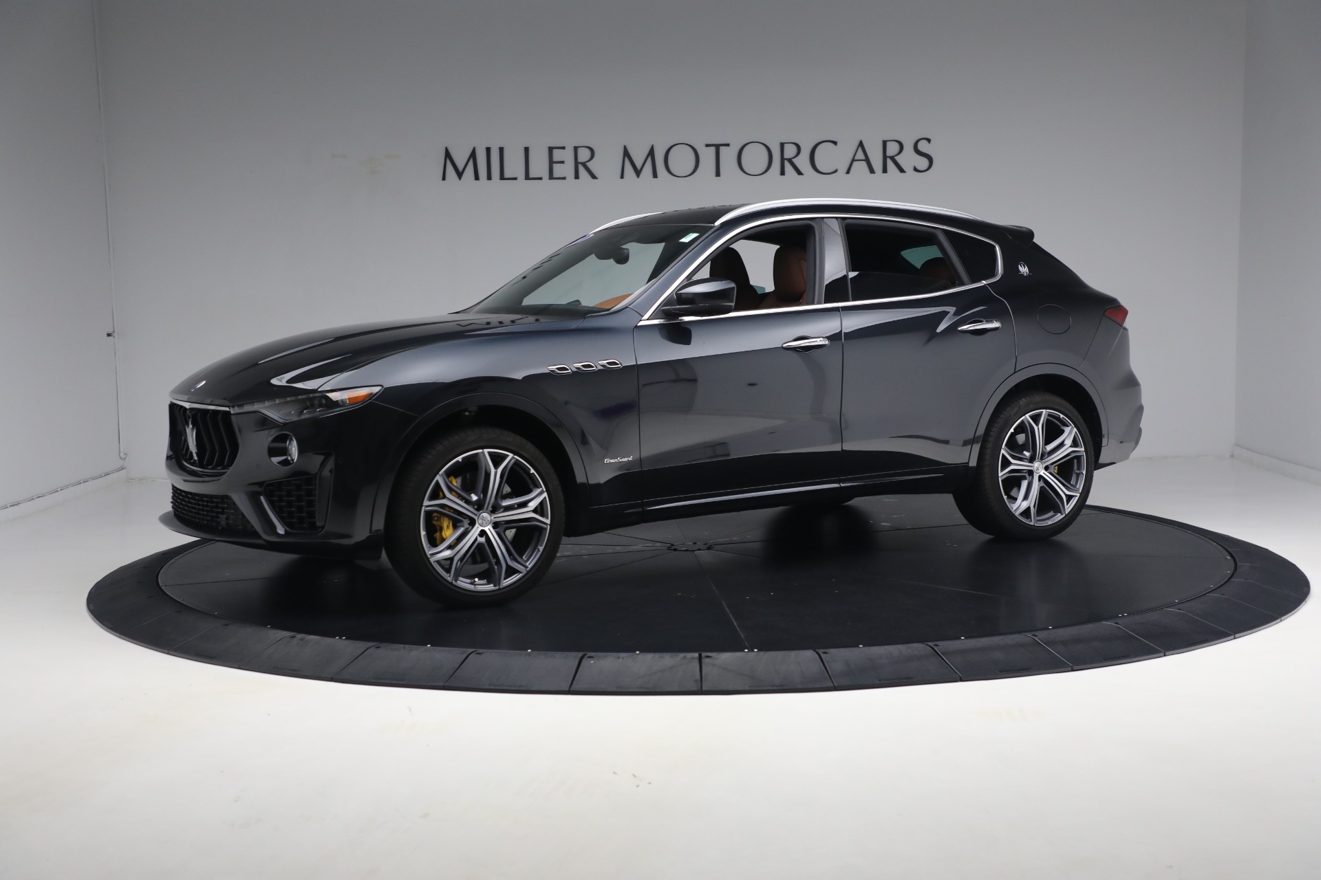 Used 2021 Maserati Levante S Q4 GranSport for sale Sold at Rolls-Royce Motor Cars Greenwich in Greenwich CT 06830 1