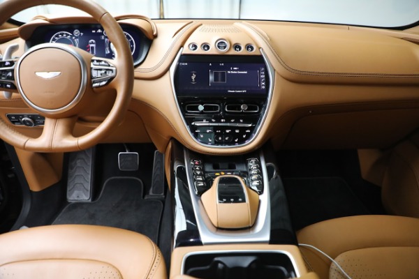 Used 2021 Aston Martin DBX for sale $149,900 at Rolls-Royce Motor Cars Greenwich in Greenwich CT 06830 19