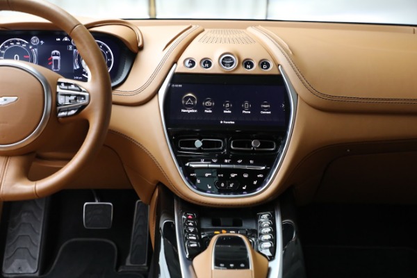 Used 2021 Aston Martin DBX for sale $149,900 at Rolls-Royce Motor Cars Greenwich in Greenwich CT 06830 20