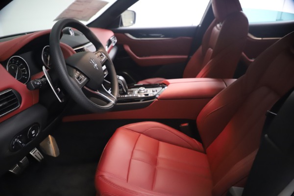 New 2021 Maserati Levante Q4 GranSport for sale Sold at Rolls-Royce Motor Cars Greenwich in Greenwich CT 06830 13