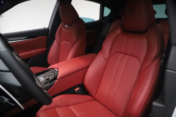 New 2021 Maserati Levante Q4 GranSport for sale Sold at Rolls-Royce Motor Cars Greenwich in Greenwich CT 06830 14
