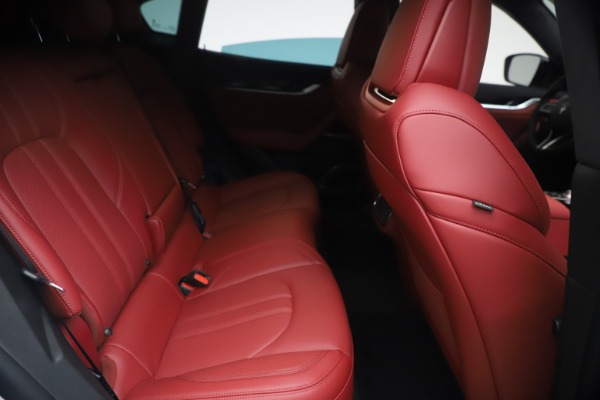 New 2021 Maserati Levante Q4 GranSport for sale Sold at Rolls-Royce Motor Cars Greenwich in Greenwich CT 06830 23