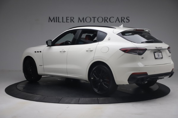 New 2021 Maserati Levante Q4 GranSport for sale Sold at Rolls-Royce Motor Cars Greenwich in Greenwich CT 06830 4