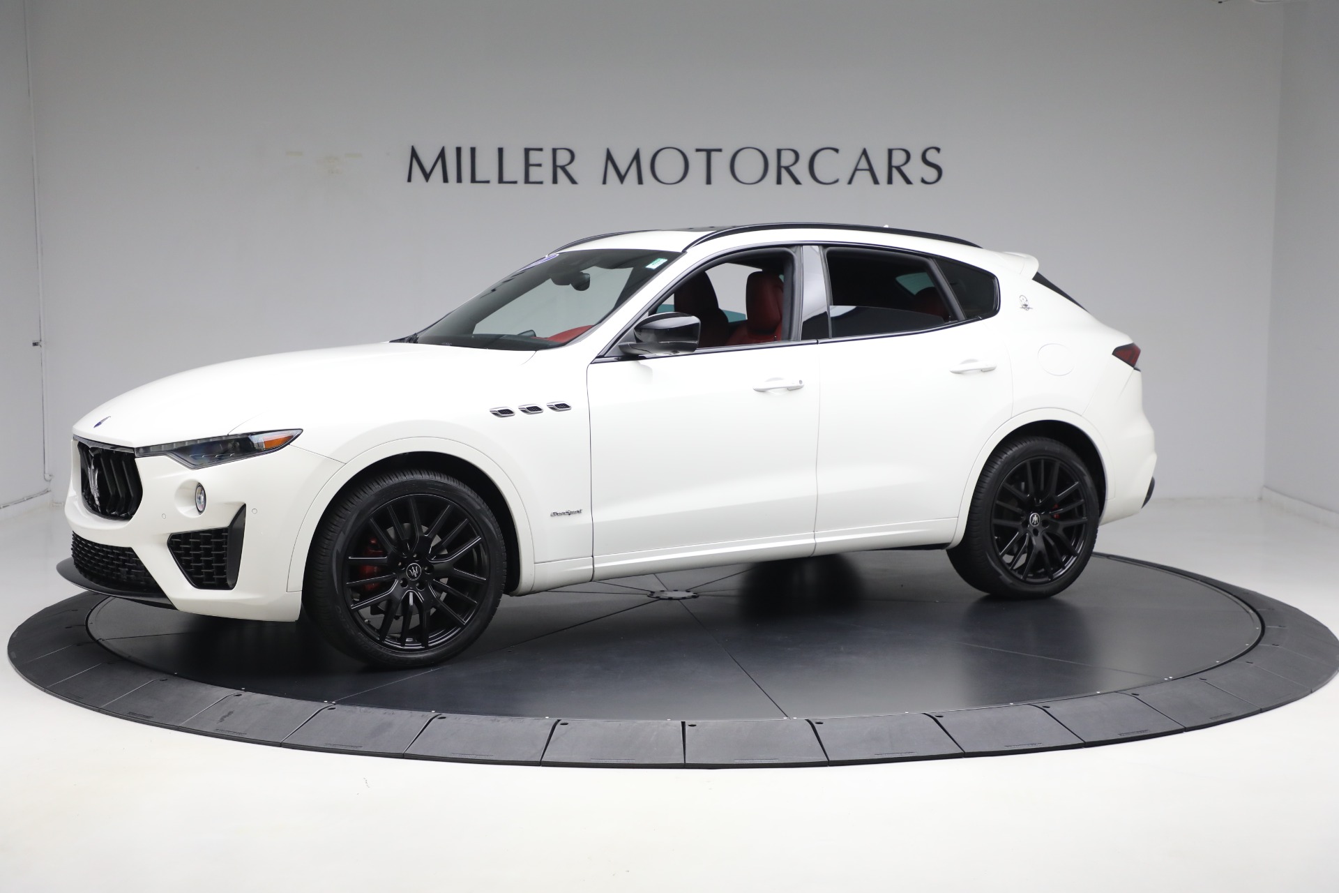 Used 2021 Maserati Levante Q4 GranSport for sale Sold at Rolls-Royce Motor Cars Greenwich in Greenwich CT 06830 1