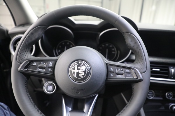 Used 2021 Alfa Romeo Stelvio Q4 for sale Sold at Rolls-Royce Motor Cars Greenwich in Greenwich CT 06830 17
