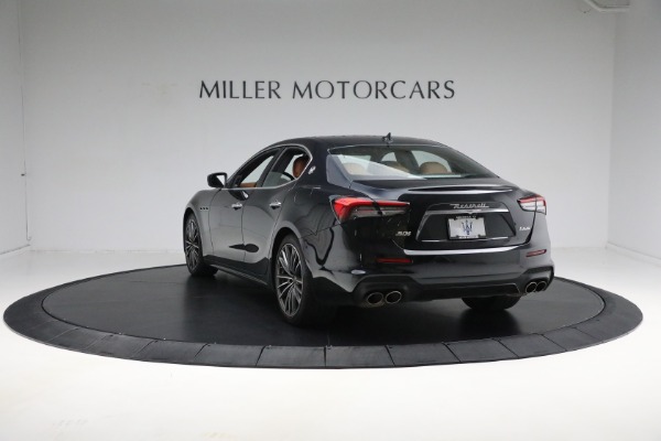Used 2021 Maserati Ghibli S Q4 for sale Sold at Rolls-Royce Motor Cars Greenwich in Greenwich CT 06830 11
