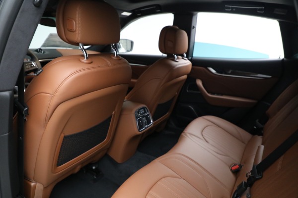 New 2021 Maserati Levante Q4 GranLusso for sale $89,735 at Rolls-Royce Motor Cars Greenwich in Greenwich CT 06830 18