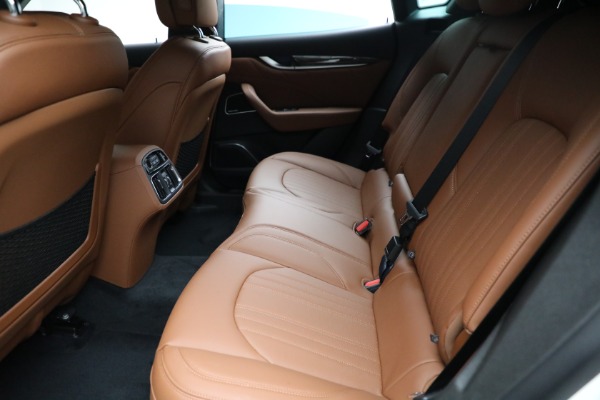New 2021 Maserati Levante Q4 GranLusso for sale $89,735 at Rolls-Royce Motor Cars Greenwich in Greenwich CT 06830 19