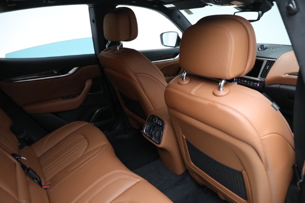 New 2021 Maserati Levante Q4 GranLusso for sale $89,735 at Rolls-Royce Motor Cars Greenwich in Greenwich CT 06830 24