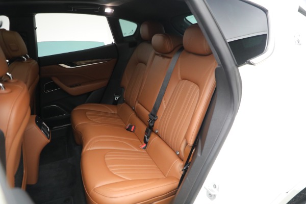 New 2021 Maserati Levante Q4 GranLusso for sale $89,735 at Rolls-Royce Motor Cars Greenwich in Greenwich CT 06830 14