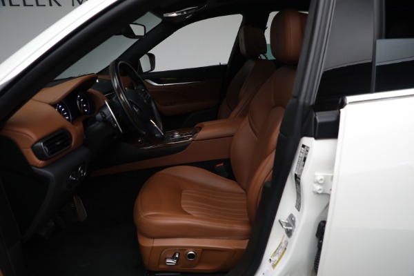 New 2021 Maserati Levante Q4 GranLusso for sale $89,735 at Rolls-Royce Motor Cars Greenwich in Greenwich CT 06830 9