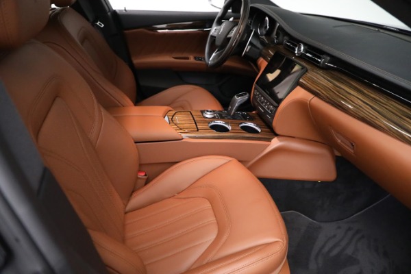 New 2021 Maserati Quattroporte S Q4 GranLusso for sale Sold at Rolls-Royce Motor Cars Greenwich in Greenwich CT 06830 23