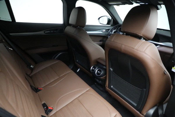 New 2021 Alfa Romeo Stelvio Ti Sport Q4 for sale Sold at Rolls-Royce Motor Cars Greenwich in Greenwich CT 06830 21