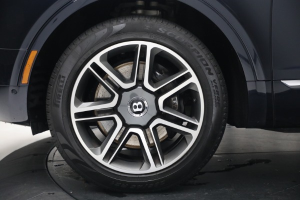 Used 2018 Bentley Bentayga W12 Signature for sale $109,900 at Rolls-Royce Motor Cars Greenwich in Greenwich CT 06830 15