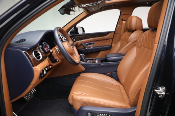 Used 2018 Bentley Bentayga W12 Signature for sale $109,900 at Rolls-Royce Motor Cars Greenwich in Greenwich CT 06830 18