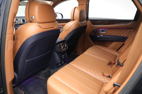 Used 2018 Bentley Bentayga W12 Signature for sale $109,900 at Rolls-Royce Motor Cars Greenwich in Greenwich CT 06830 21