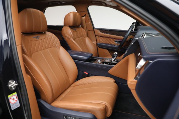 Used 2018 Bentley Bentayga W12 Signature for sale $109,900 at Rolls-Royce Motor Cars Greenwich in Greenwich CT 06830 26