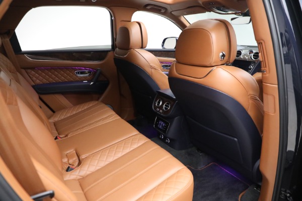 Used 2018 Bentley Bentayga W12 Signature for sale Sold at Rolls-Royce Motor Cars Greenwich in Greenwich CT 06830 27