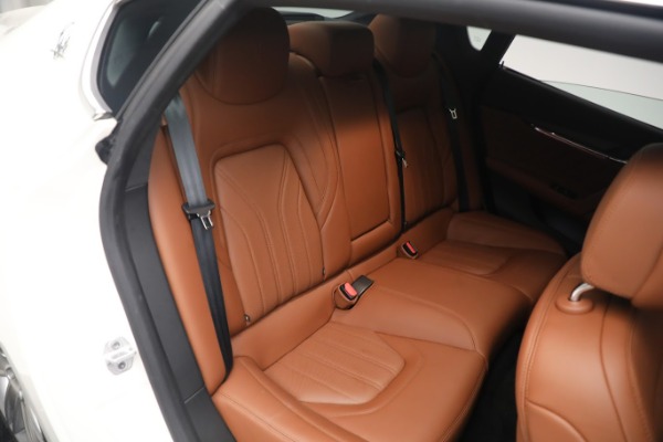 Used 2021 Maserati Quattroporte S Q4 GranLusso for sale Sold at Rolls-Royce Motor Cars Greenwich in Greenwich CT 06830 21