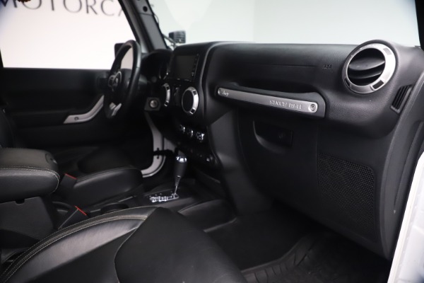 Used 2015 Jeep Wrangler Unlimited Rubicon Hard Rock for sale Sold at Rolls-Royce Motor Cars Greenwich in Greenwich CT 06830 27