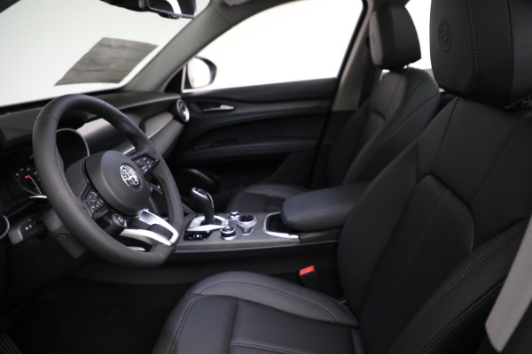 New 2021 Alfa Romeo Stelvio Ti Q4 for sale $50,505 at Rolls-Royce Motor Cars Greenwich in Greenwich CT 06830 14