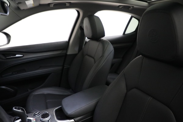 New 2021 Alfa Romeo Stelvio Ti Q4 for sale $50,505 at Rolls-Royce Motor Cars Greenwich in Greenwich CT 06830 15