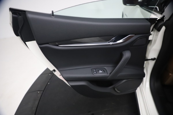 New 2021 Maserati Ghibli SQ4 for sale Sold at Rolls-Royce Motor Cars Greenwich in Greenwich CT 06830 22