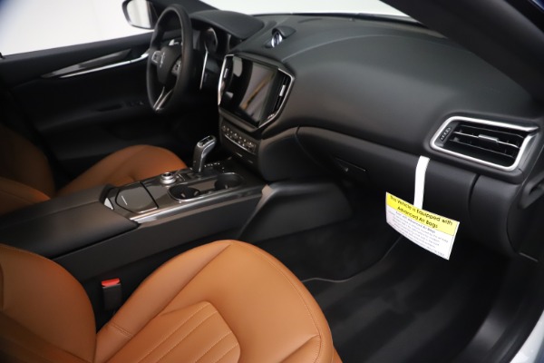 New 2021 Maserati Ghibli SQ4 for sale Sold at Rolls-Royce Motor Cars Greenwich in Greenwich CT 06830 23