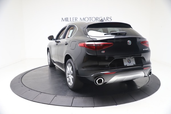 New 2021 Alfa Romeo Stelvio Ti Lusso Q4 for sale Sold at Rolls-Royce Motor Cars Greenwich in Greenwich CT 06830 5