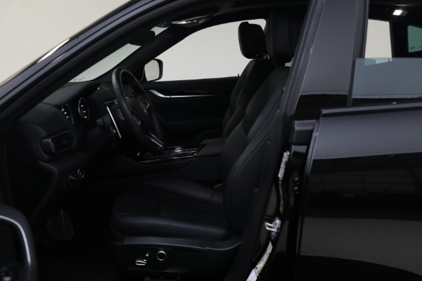 Used 2021 Maserati Levante for sale $57,900 at Rolls-Royce Motor Cars Greenwich in Greenwich CT 06830 18