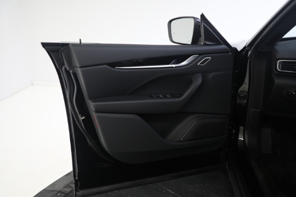Used 2021 Maserati Levante for sale $57,900 at Rolls-Royce Motor Cars Greenwich in Greenwich CT 06830 20
