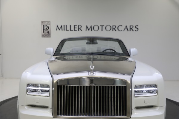 Used 2017 Rolls-Royce Phantom Drophead Coupe for sale Sold at Rolls-Royce Motor Cars Greenwich in Greenwich CT 06830 28