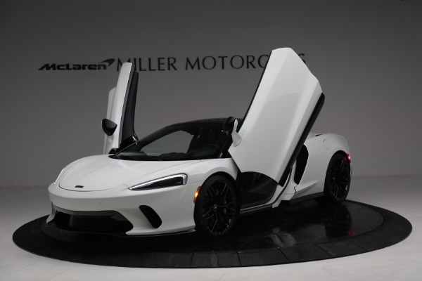 Used 2021 McLaren GT Luxe for sale Sold at Rolls-Royce Motor Cars Greenwich in Greenwich CT 06830 14