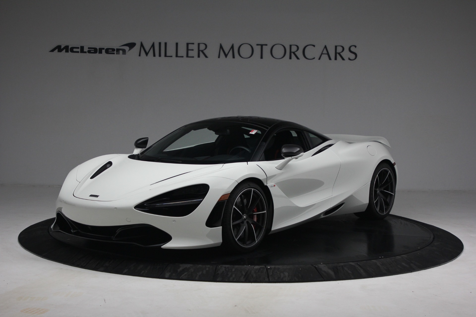 New 2021 McLaren 720S Performance for sale $352,600 at Rolls-Royce Motor Cars Greenwich in Greenwich CT 06830 1