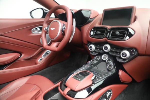 Used 2021 Aston Martin Vantage Roadster for sale Sold at Rolls-Royce Motor Cars Greenwich in Greenwich CT 06830 17
