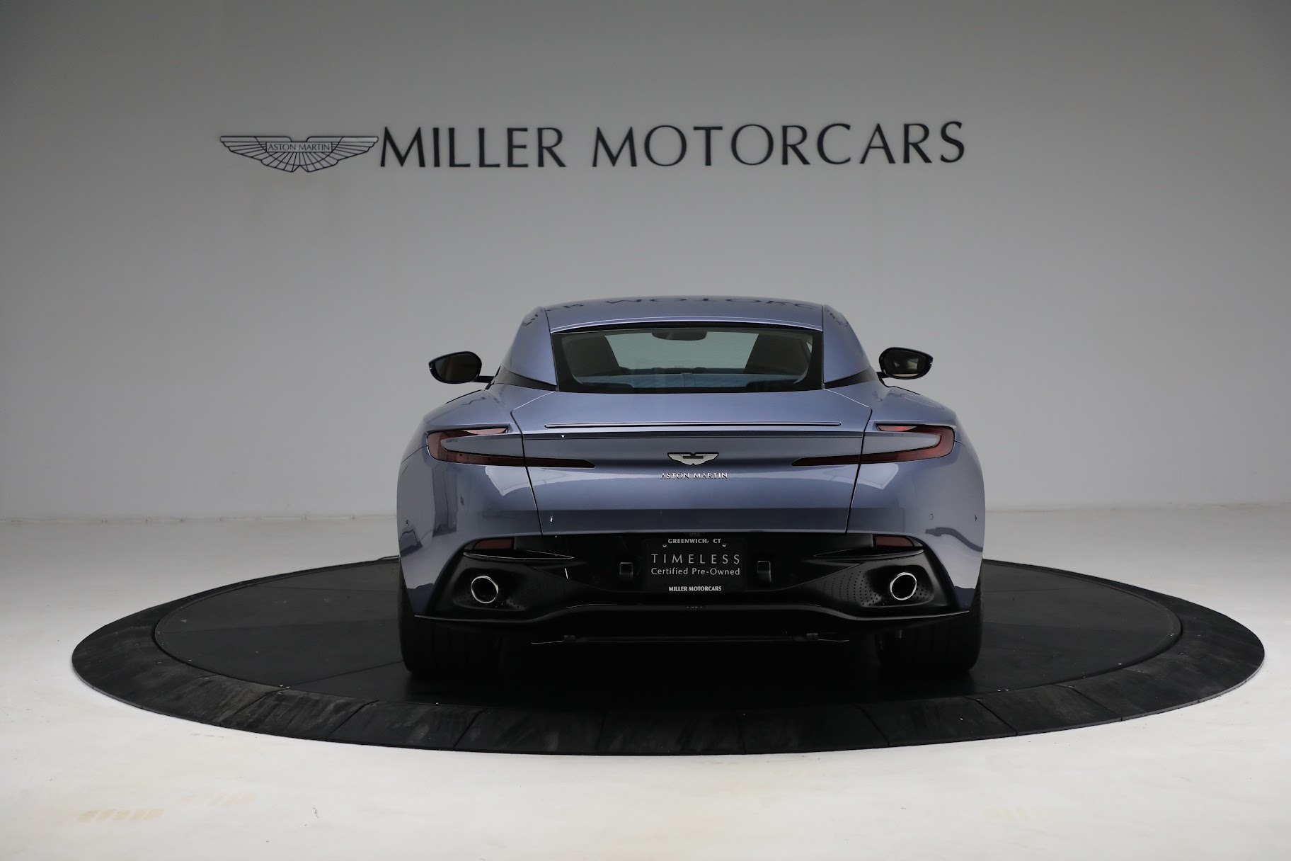Used 2018 Aston Martin DB11 V12 for sale Sold at Rolls-Royce Motor Cars Greenwich in Greenwich CT 06830 5