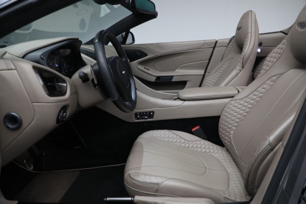 New 2016 Aston Martin Vanquish Volante for sale Sold at Rolls-Royce Motor Cars Greenwich in Greenwich CT 06830 20