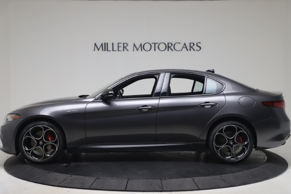 New 2022 Alfa Romeo Giulia Veloce for sale Sold at Rolls-Royce Motor Cars Greenwich in Greenwich CT 06830 3