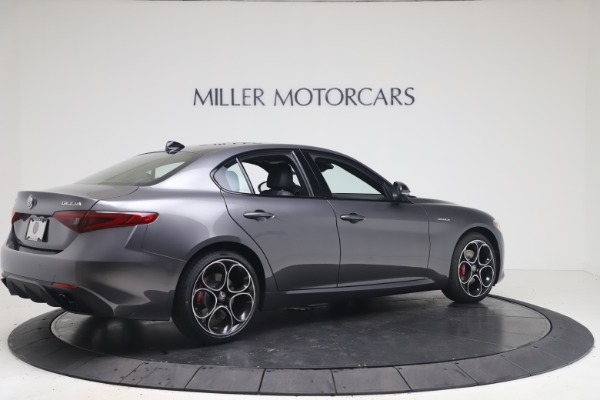 New 2022 Alfa Romeo Giulia Veloce for sale Sold at Rolls-Royce Motor Cars Greenwich in Greenwich CT 06830 8