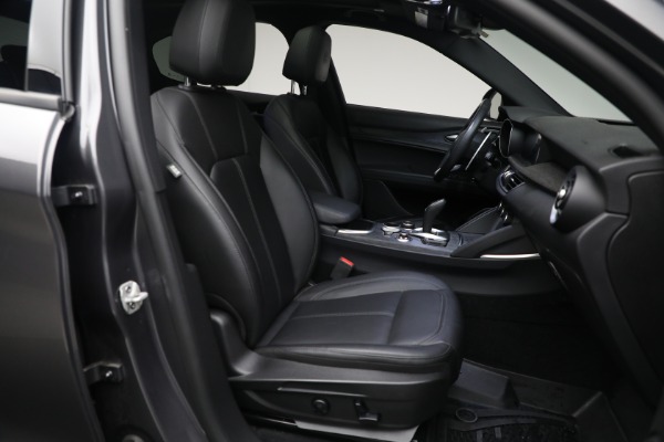 Used 2022 Alfa Romeo Stelvio Sprint for sale $29,900 at Rolls-Royce Motor Cars Greenwich in Greenwich CT 06830 13
