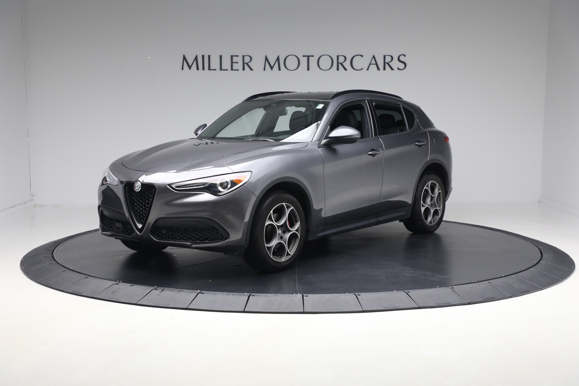Used 2022 Alfa Romeo Stelvio Sprint for sale $29,900 at Rolls-Royce Motor Cars Greenwich in Greenwich CT 06830 1