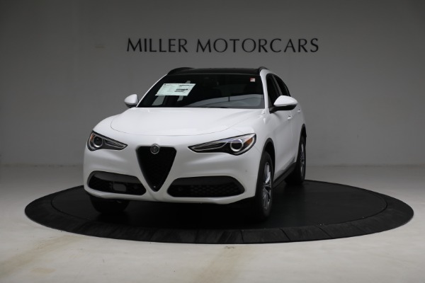 New 2022 Alfa Romeo Stelvio Sprint for sale Sold at Rolls-Royce Motor Cars Greenwich in Greenwich CT 06830 1