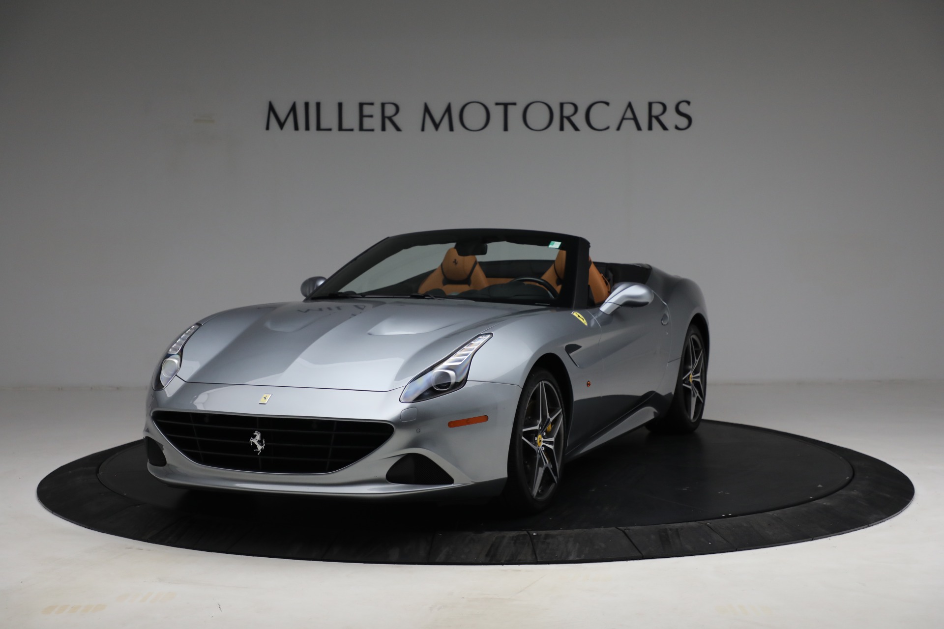 Used 2017 Ferrari California T for sale Sold at Rolls-Royce Motor Cars Greenwich in Greenwich CT 06830 1