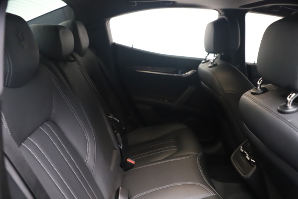 Used 2018 Maserati Ghibli SQ4 for sale Sold at Rolls-Royce Motor Cars Greenwich in Greenwich CT 06830 19