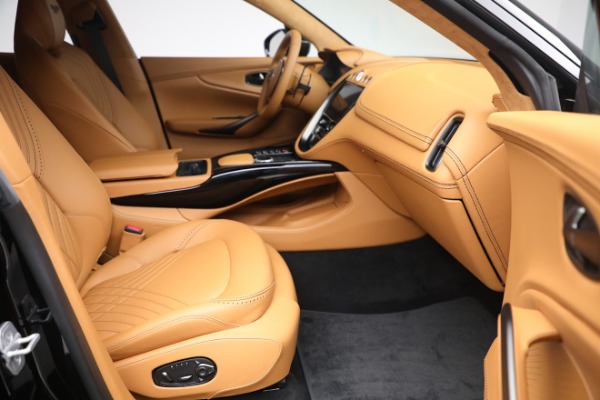 Used 2021 Aston Martin DBX for sale $185,900 at Rolls-Royce Motor Cars Greenwich in Greenwich CT 06830 21