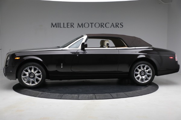 Used 2015 Rolls-Royce Phantom Drophead Coupe for sale Sold at Rolls-Royce Motor Cars Greenwich in Greenwich CT 06830 16