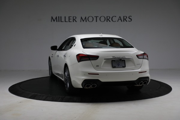 New 2022 Maserati Ghibli Modena Q4 for sale Sold at Rolls-Royce Motor Cars Greenwich in Greenwich CT 06830 5